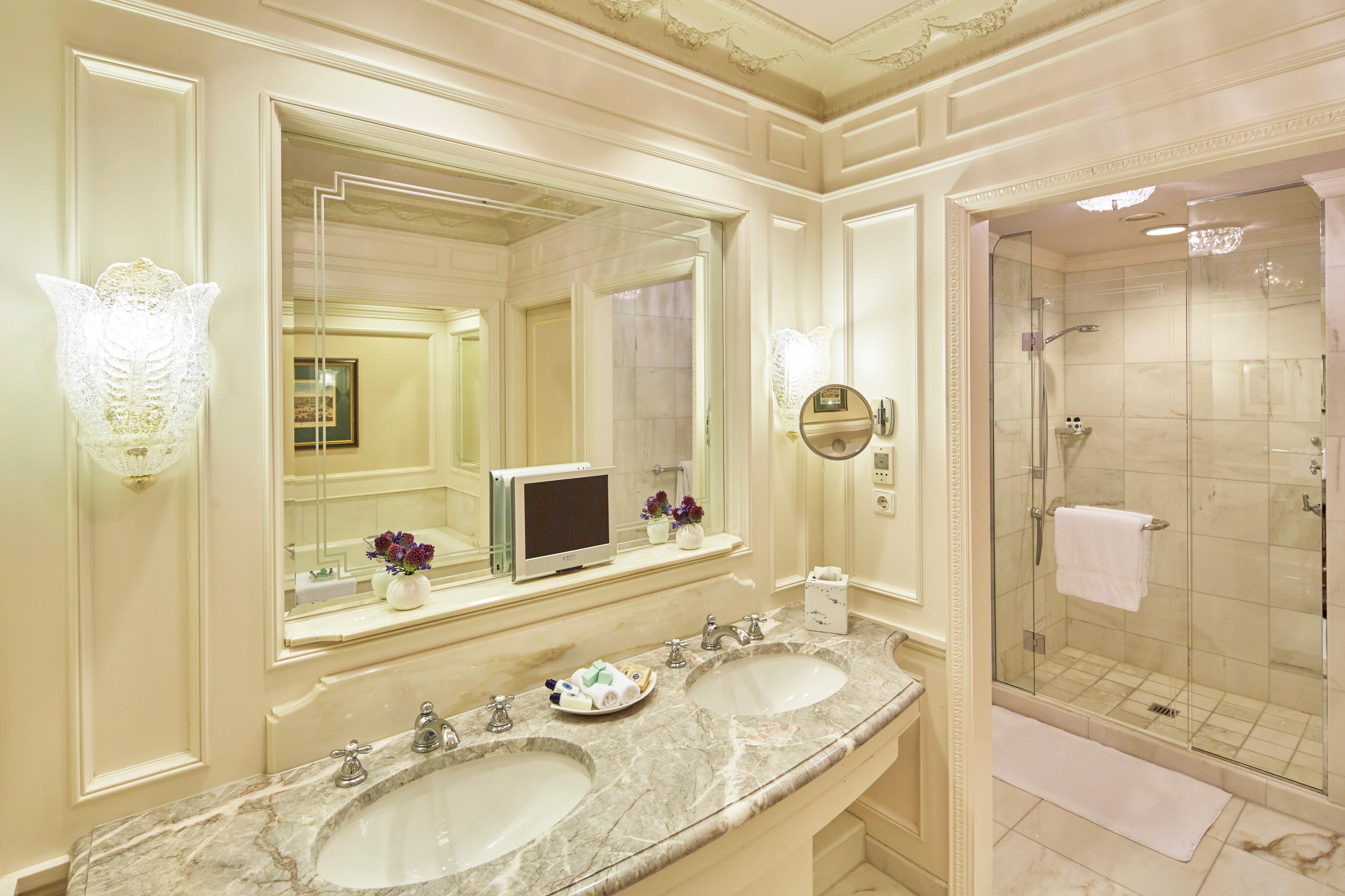 Presidential Suite,1276885870:JPEG