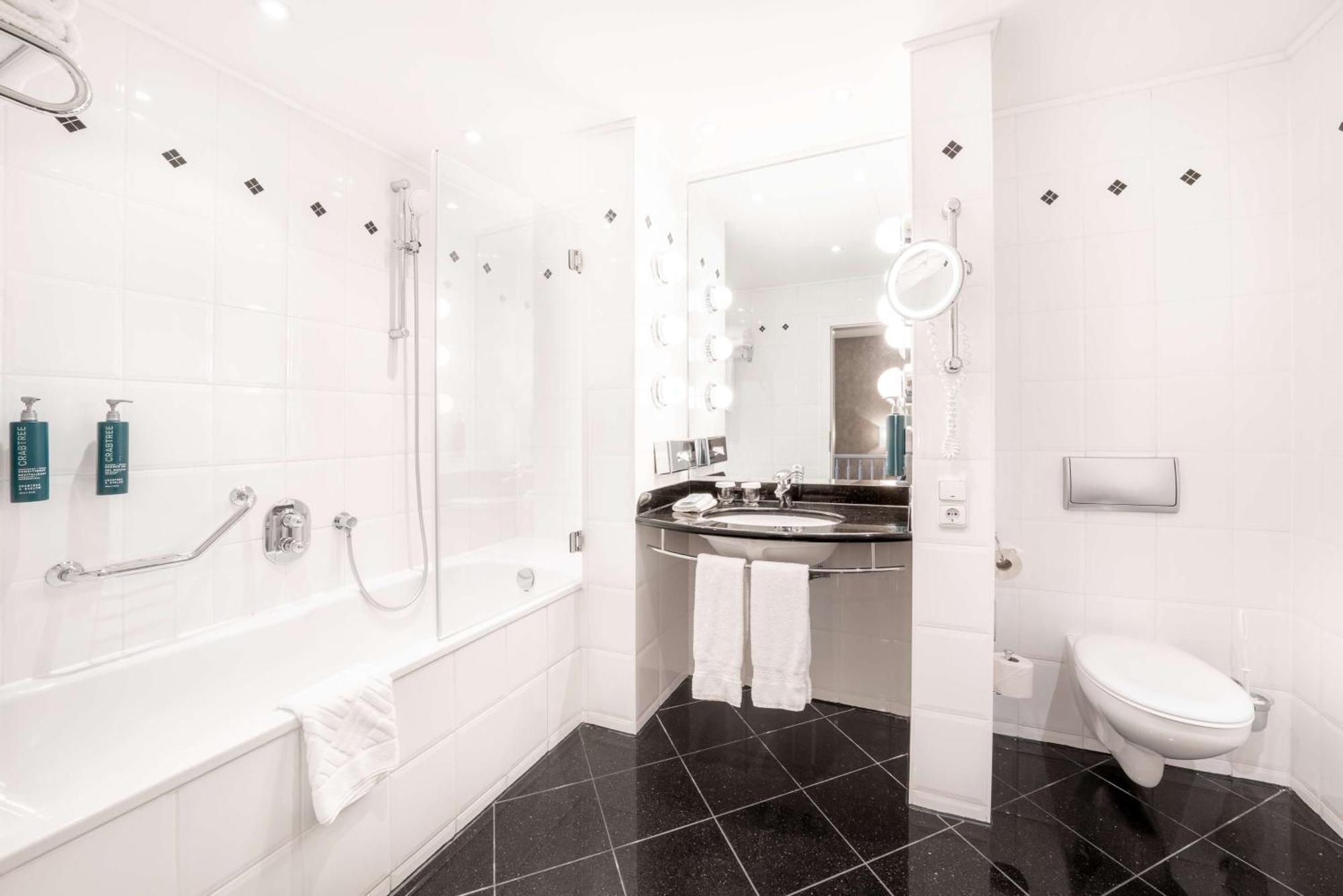 Suite King su 2 Livelli con Vista Cupola e Accesso Lounge