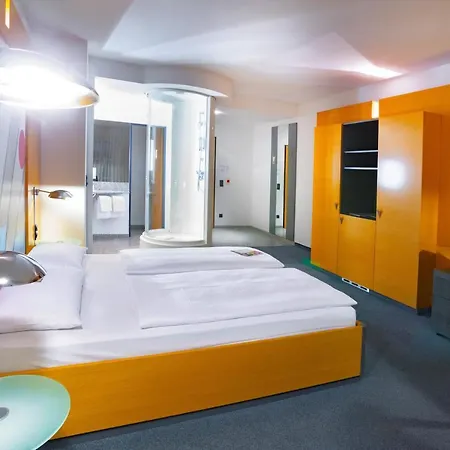 Hotel Berlin Ostbahnhof-2